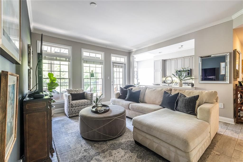 2 bedroom, 2 bathroom, 1,350 sq ft condominium for sale at 50 Biscayne Drive 3111, Atlanta, GA 30309 — photo 7