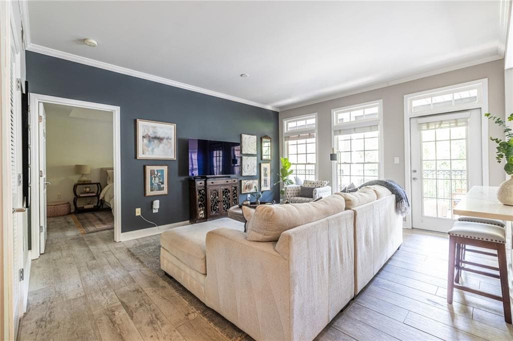 2 bedroom, 2 bathroom, 1,350 sq ft condominium for sale at 50 Biscayne Drive 3111, Atlanta, GA 30309 — photo 8