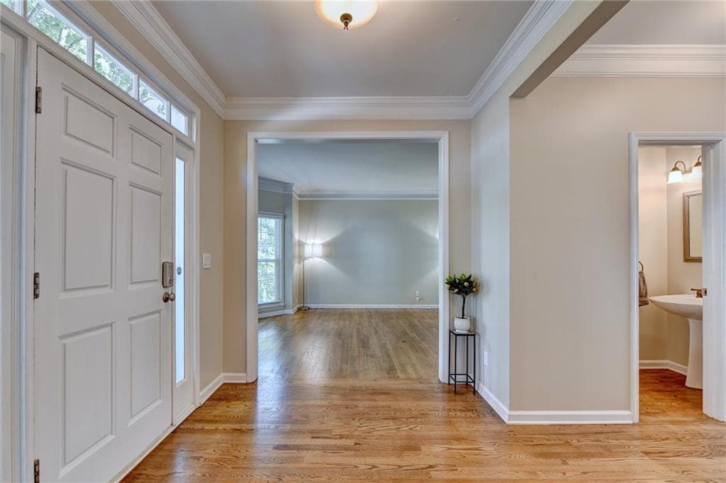 5 bedroom, 4 bathroom, 3,856 sq ft single family residence for sale at 311 Ashbourne Trail, Lawrenceville, GA 30043 — photo 5