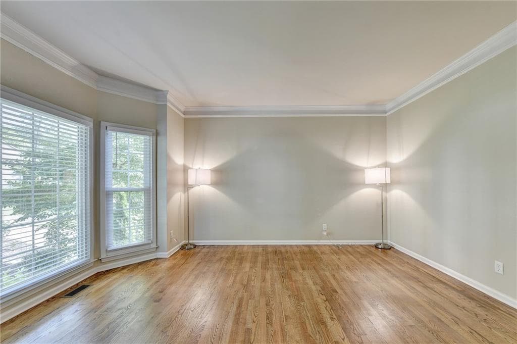 5 bedroom, 4 bathroom, 3,856 sq ft single family residence for sale at 311 Ashbourne Trail, Lawrenceville, GA 30043 — photo 7