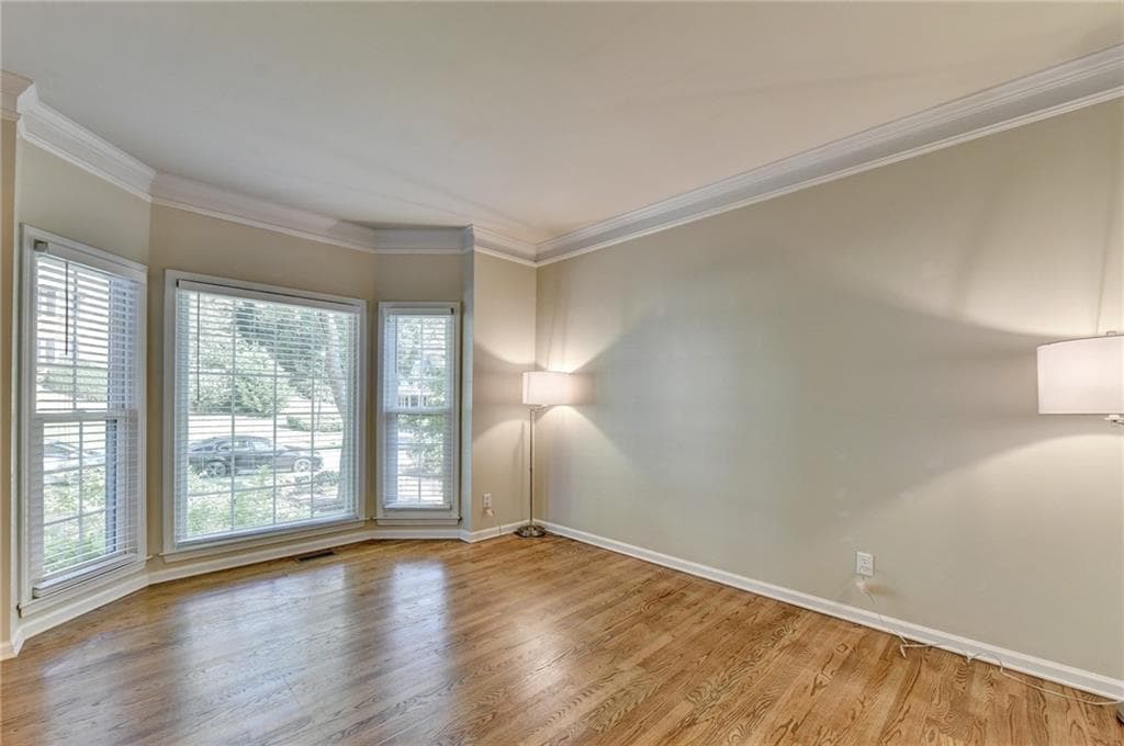 5 bedroom, 4 bathroom, 3,856 sq ft single family residence for sale at 311 Ashbourne Trail, Lawrenceville, GA 30043 — photo 8