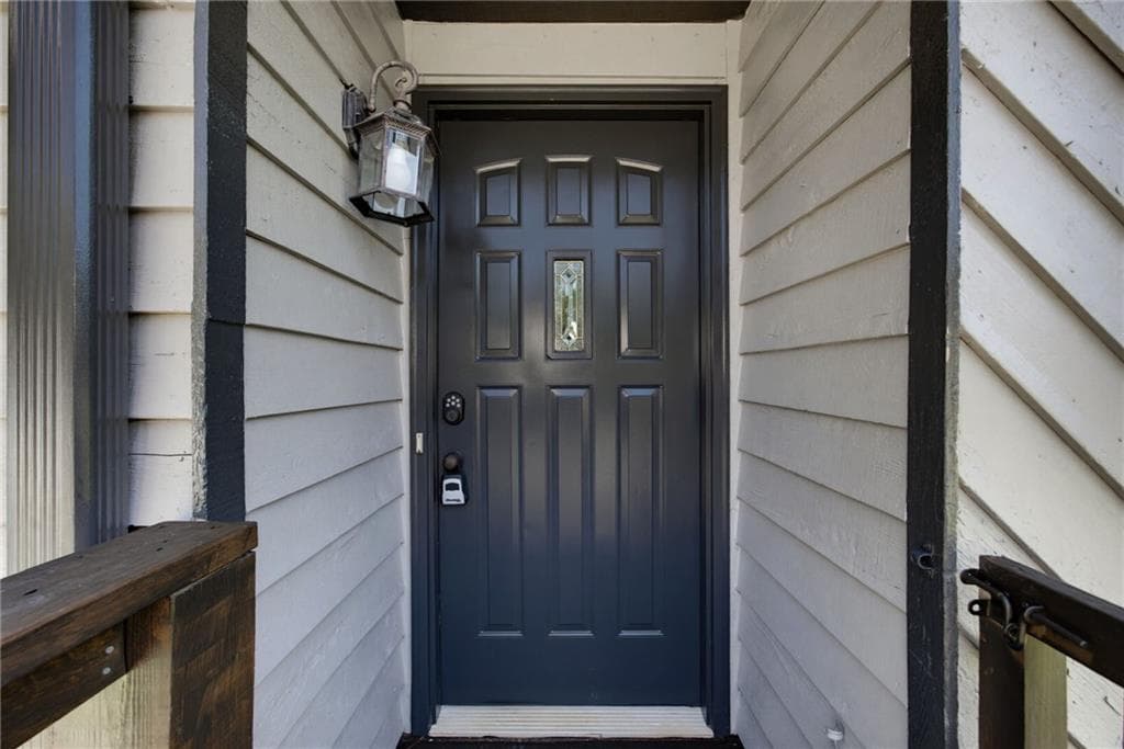 4 bedroom, 3 bathroom, 1,900 sq ft single family residence for sale at 1198 Clichy Court, Marietta, GA 30066 — photo 5