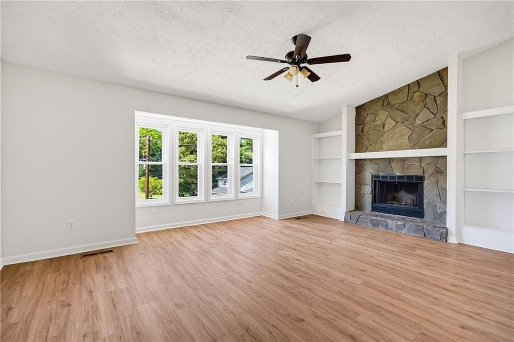 4 bedroom, 3 bathroom, 1,900 sq ft single family residence for sale at 1198 Clichy Court, Marietta, GA 30066 — photo 9