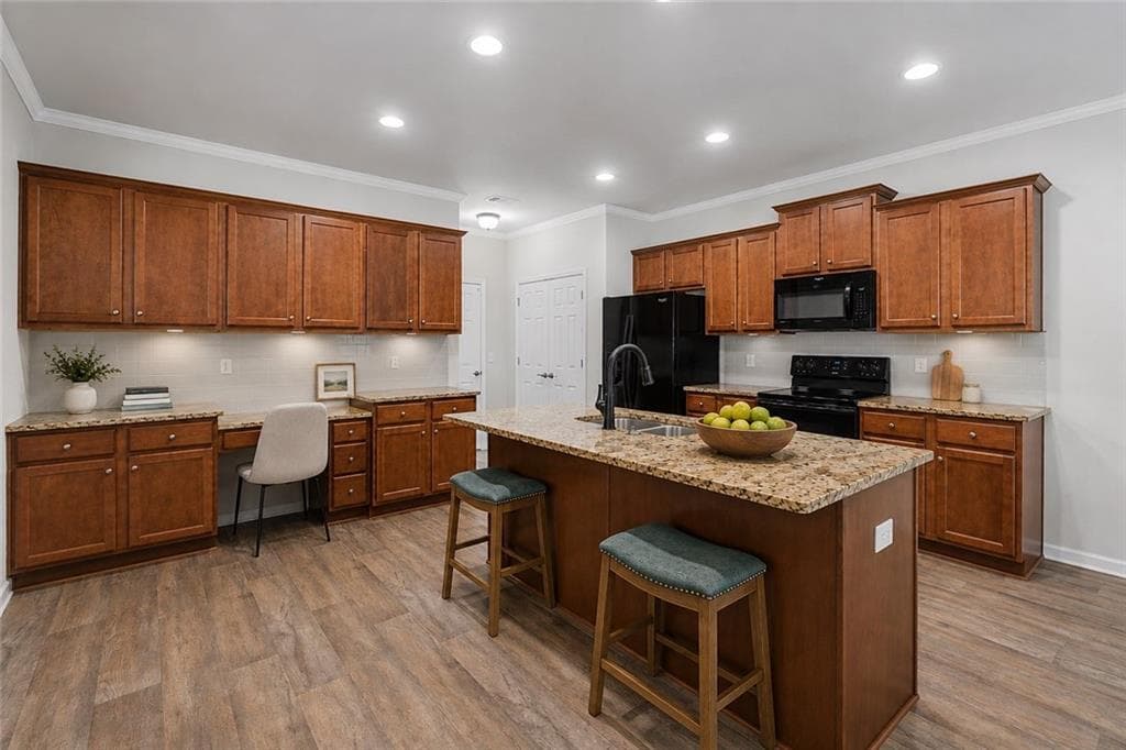 4 bedroom, 3 bathroom, 3,018 sq ft single family residence for sale at 4069 Anthony Creek Drive, Loganville, GA 30052 — photo 4