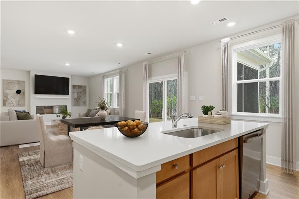 5 bedroom, 4 bathroom, 2,686 sq ft single family residence for sale at 411 Jasmine Woods Drive, Lawrenceville, GA 30046 — photo 4