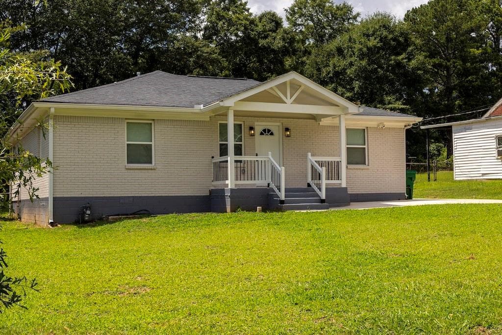 4 bedroom, 5 bathroom, 1,680 sq ft single family residence for rent at 1987 Willa Way, Decatur, GA 30032 for $4,000 a month — photo 3