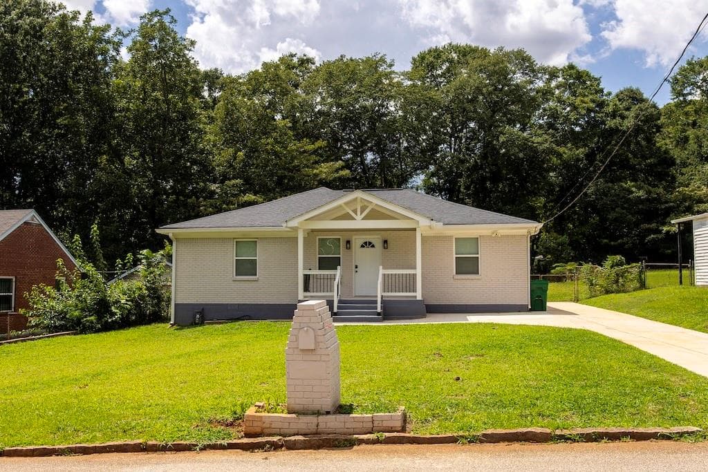 4 bedroom, 5 bathroom, 1,680 sq ft single family residence for rent at 1987 Willa Way, Decatur, GA 30032 for $4,000 a month — photo 4