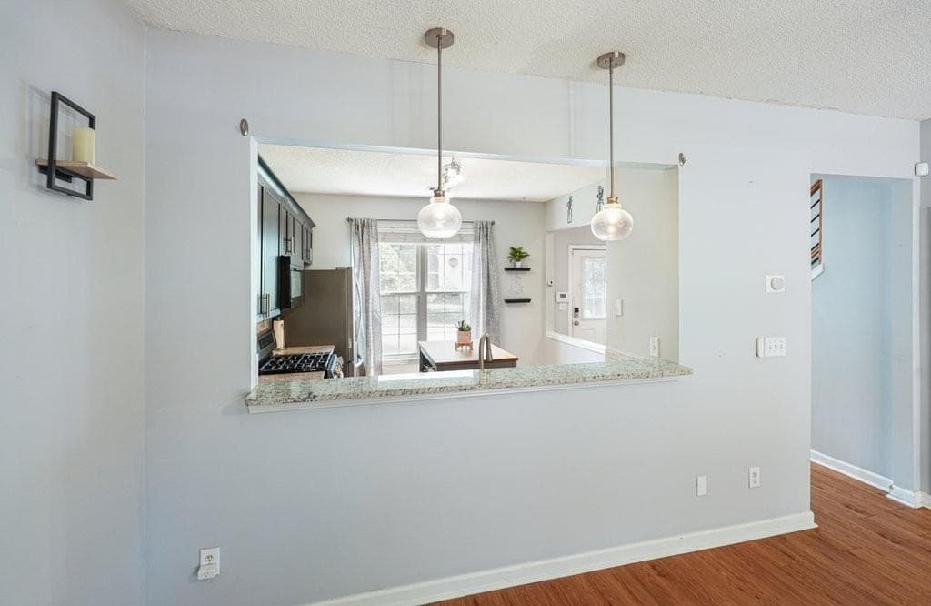 2 bedroom, 3 bathroom, 1,218 sq ft townhouse for sale at 2000 Whitestone Place, Alpharetta, GA 30005 — photo 10