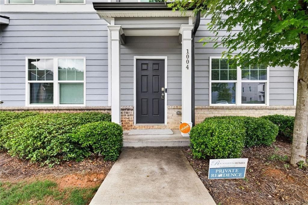 3 bedroom, 3 bathroom, 1,368 sq ft townhouse for sale at 585 McWilliams Road 1004, Atlanta, GA 30315 — photo 3