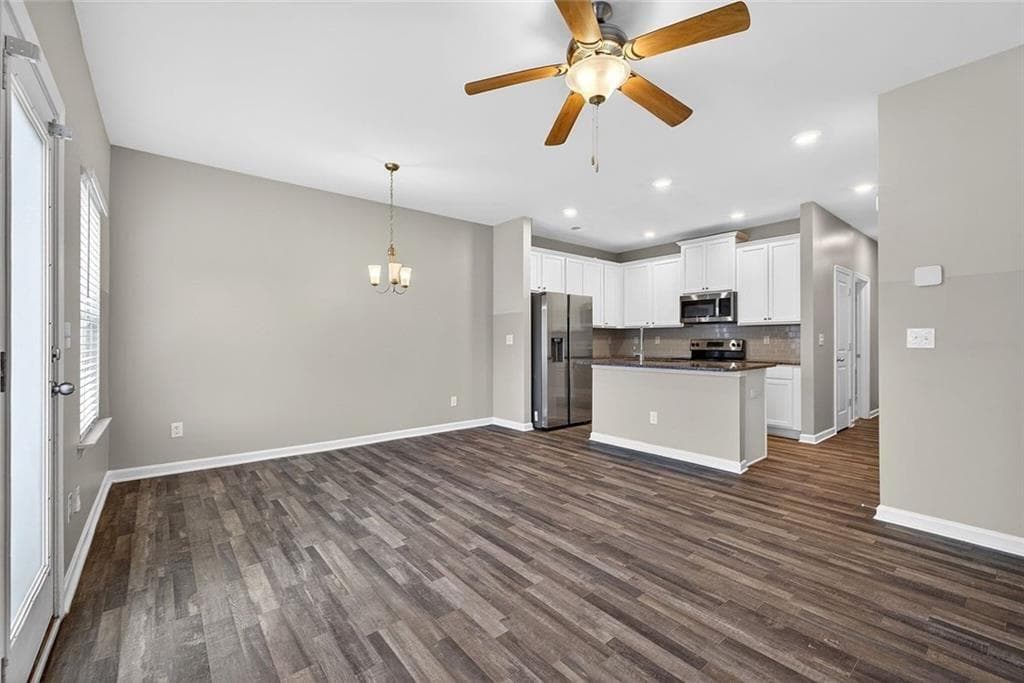 3 bedroom, 3 bathroom, 1,368 sq ft townhouse for sale at 585 McWilliams Road 1004, Atlanta, GA 30315 — photo 4