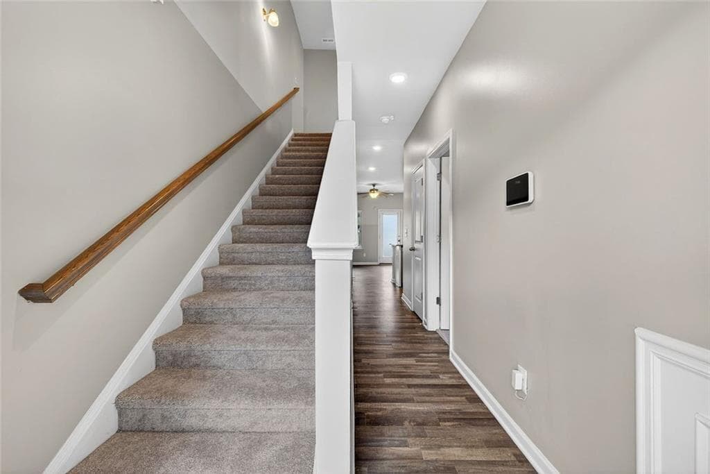 3 bedroom, 3 bathroom, 1,368 sq ft townhouse for sale at 585 McWilliams Road 1004, Atlanta, GA 30315 — photo 9