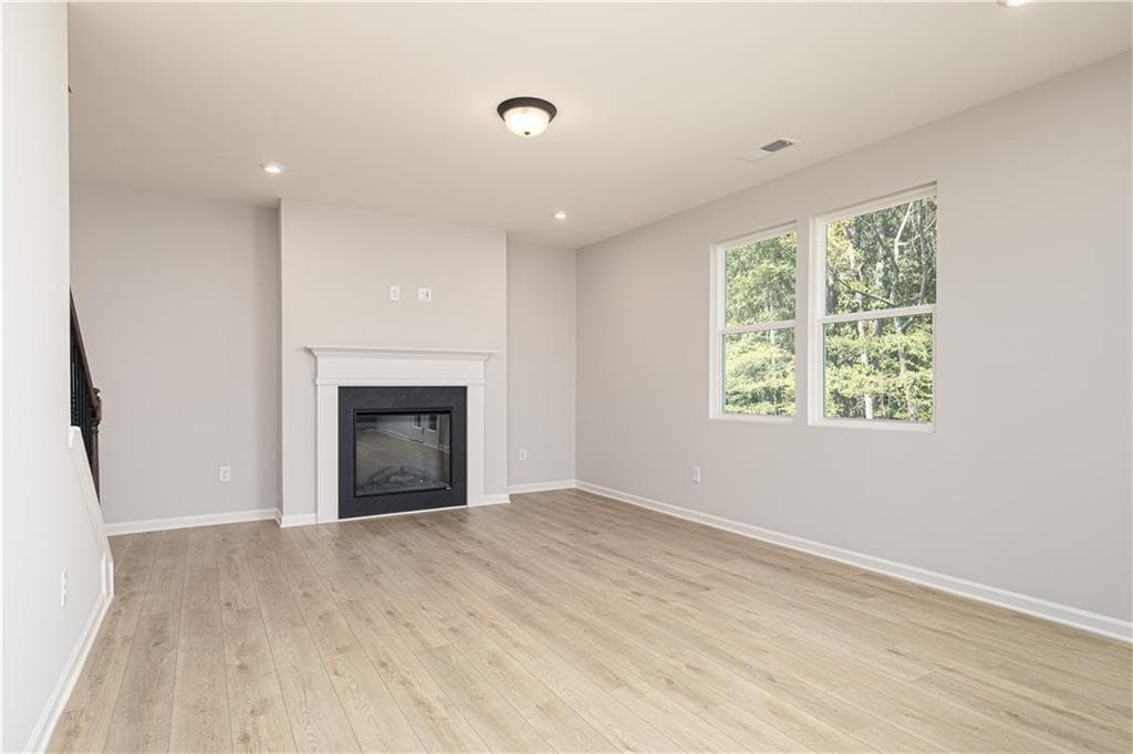 4 bedroom, 3 bathroom, 2,226 sq ft single family residence for sale at 541 Jasmine Woods Drive, Lawrenceville, GA 30046 — photo 10