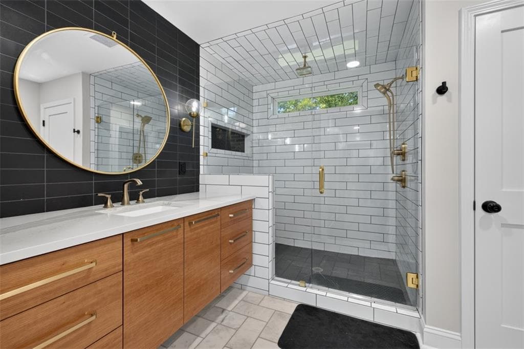 3 bedroom, 3 bathroom, 1,765 sq ft single family residence for sale at 327 Dickson Drive, Jefferson, GA 30549 — photo 6