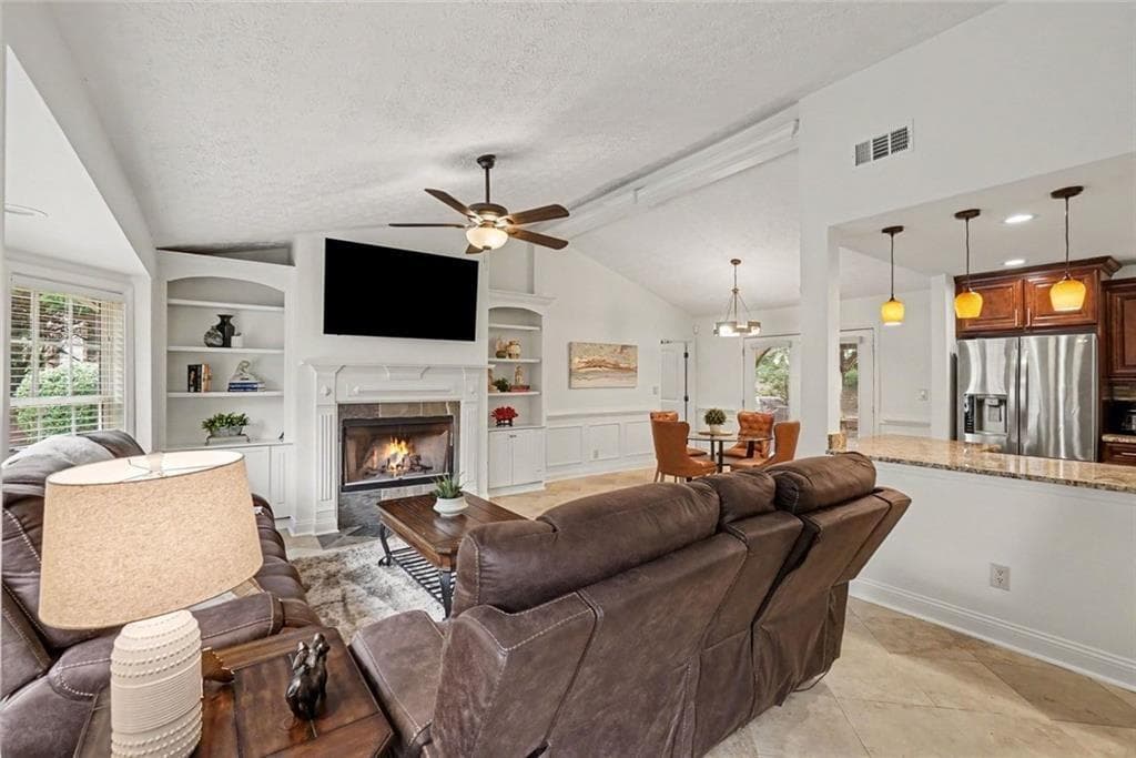 3 bedroom, 2 bathroom, 1,385 sq ft single family residence under contract at 2713 Post Oak Drive, Marietta, GA 30062 — photo 6