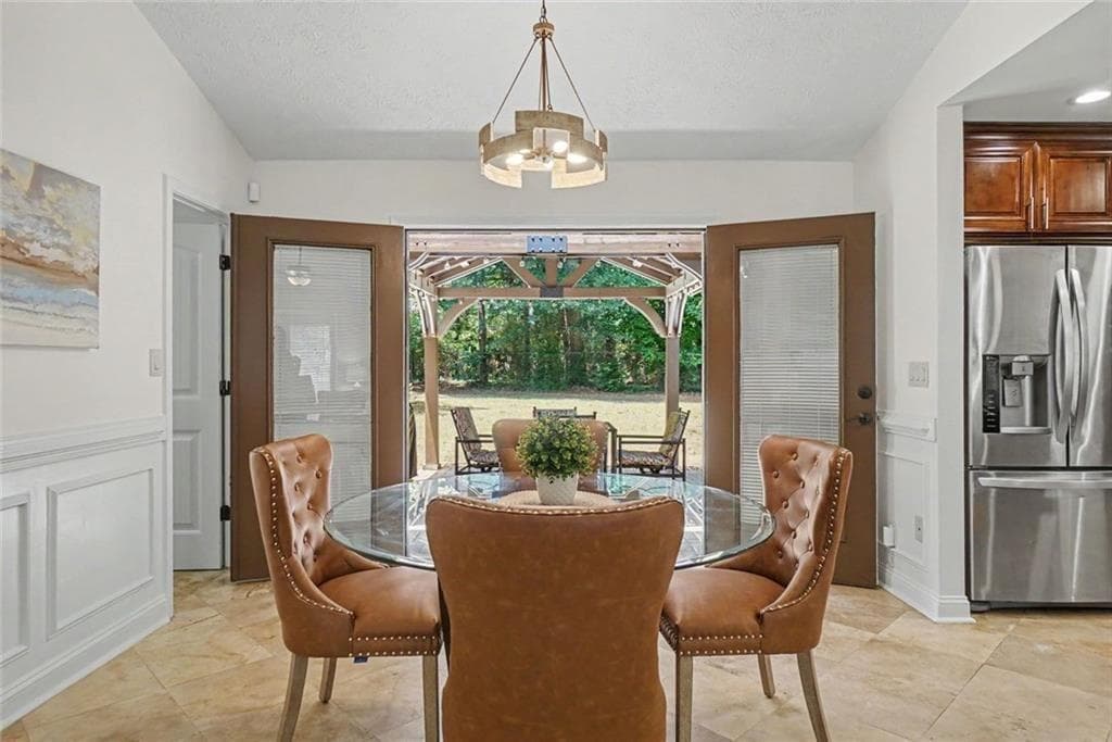 3 bedroom, 2 bathroom, 1,385 sq ft single family residence under contract at 2713 Post Oak Drive, Marietta, GA 30062 — photo 10