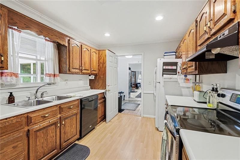 5 bedroom, 4 bathroom, 5,115 sq ft single family residence for sale at 5735 E Ridge Drive, Douglasville, GA 30135 — photo 5