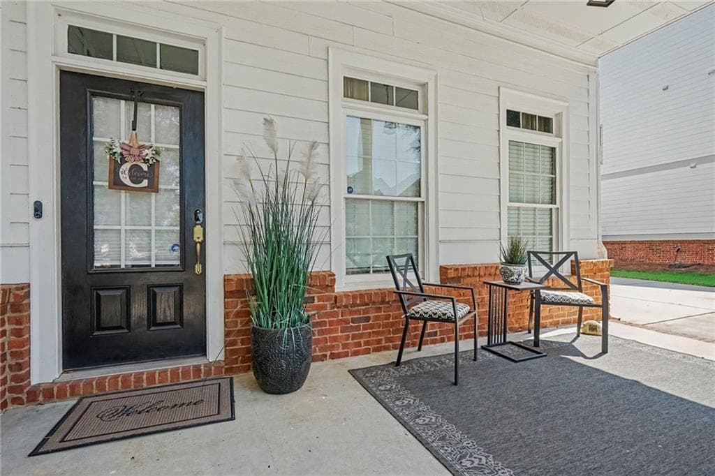 4 bedroom, 4 bathroom, 3,276 sq ft single family residence under contract at 540 Warm Springs Court, Loganville, GA 30052 — photo 7