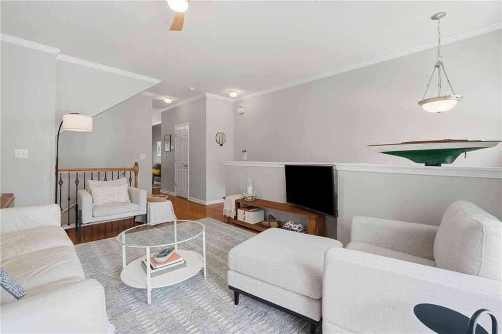 2 bedroom, 3 bathroom, 1,326 sq ft townhouse for sale at 1448 Liberty Parkway 2212, Atlanta, GA 30318 — photo 2