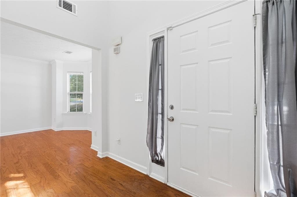 5 bedroom, 4 bathroom, 3,658 sq ft single family residence for sale at 5492 Skylar Creek Lane, Buford, GA 30518 — photo 4