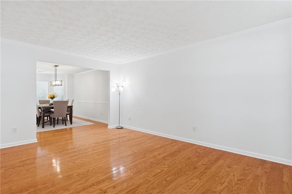 5 bedroom, 4 bathroom, 3,658 sq ft single family residence for sale at 5492 Skylar Creek Lane, Buford, GA 30518 — photo 6