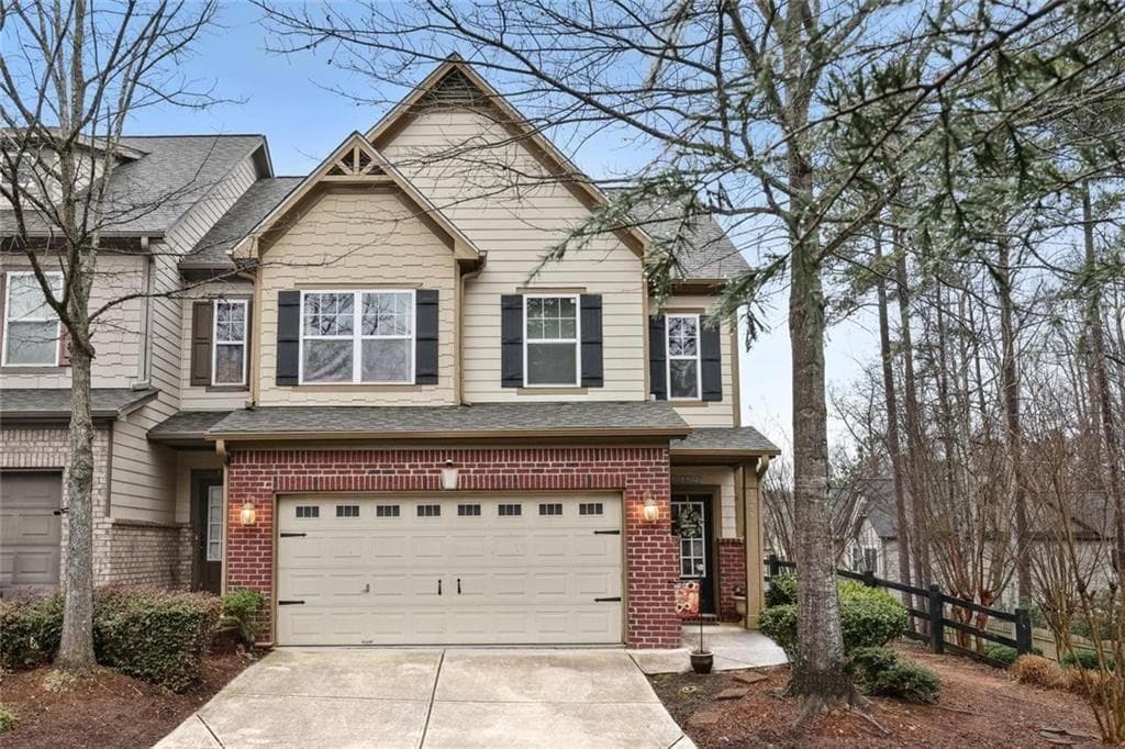 3 bedroom, 3 bathroom, 1,978 sq ft condominium under contract at 1951 Bay Beauty Lane, Austell, GA 30106