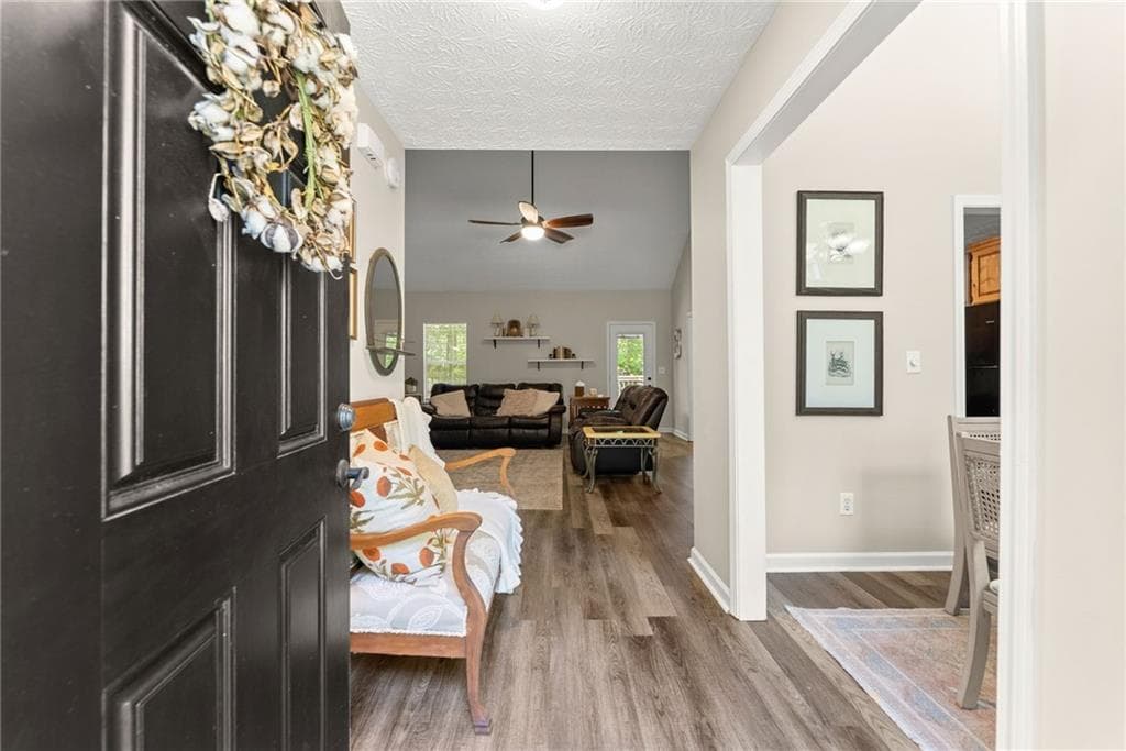 3 bedroom, 2 bathroom, 1,482 sq ft single family residence under contract at 4444 Bos Way, Loganville, GA 30052 — photo 6