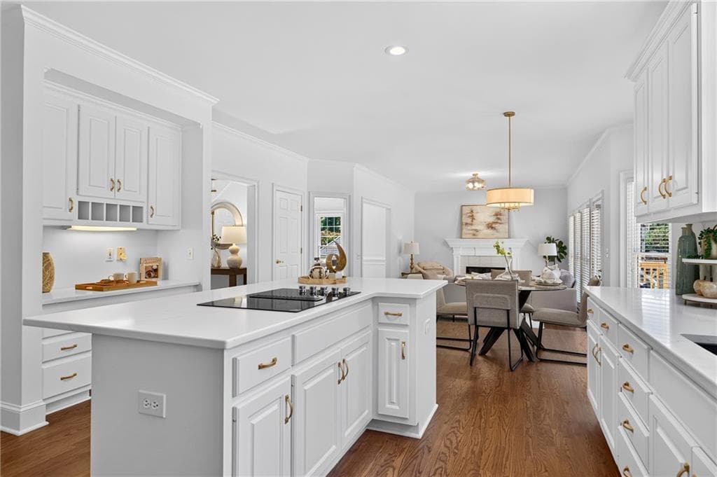 6 bedroom, 5 bathroom, 4,882 sq ft single family residence for sale at 4507 Outlook Drive, Marietta, GA 30066 — photo 8