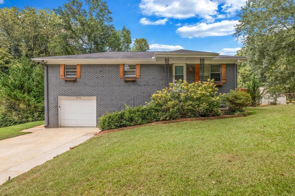 3 bedroom, 2 bathroom, 1,693 sq ft single family residence for sale at 6310 Short Street, Austell, GA 30168 — photo 1 of 21