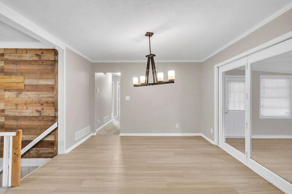 3 bedroom, 2 bathroom, 1,693 sq ft single family residence for sale at 6310 Short Street, Austell, GA 30168 — photo 6