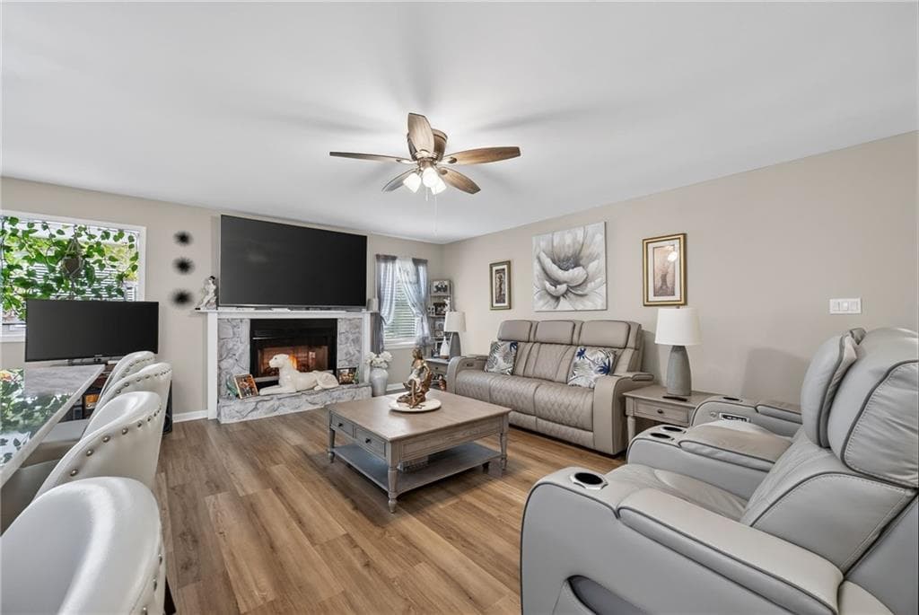 3 bedroom, 2 bathroom, 1,589 sq ft single family residence for sale at 3520 Camelot Court, Loganville, GA 30052 — photo 6