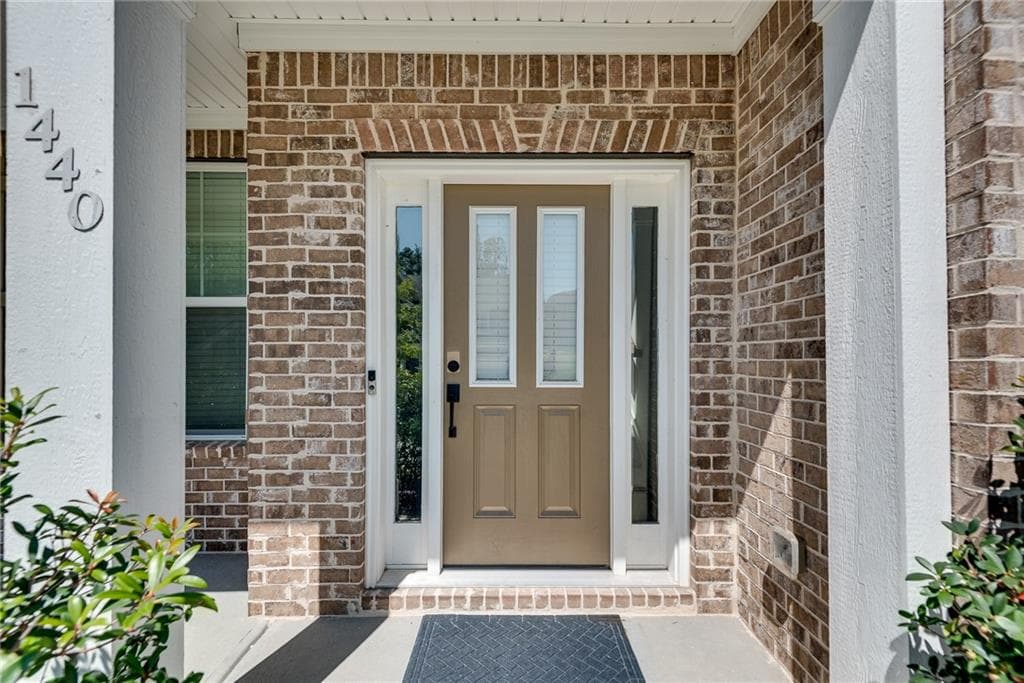 5 bedroom, 3 bathroom, 2,534 sq ft single family residence for sale at 1440 Trident Maple, Lawrenceville, GA 30045 — photo 2