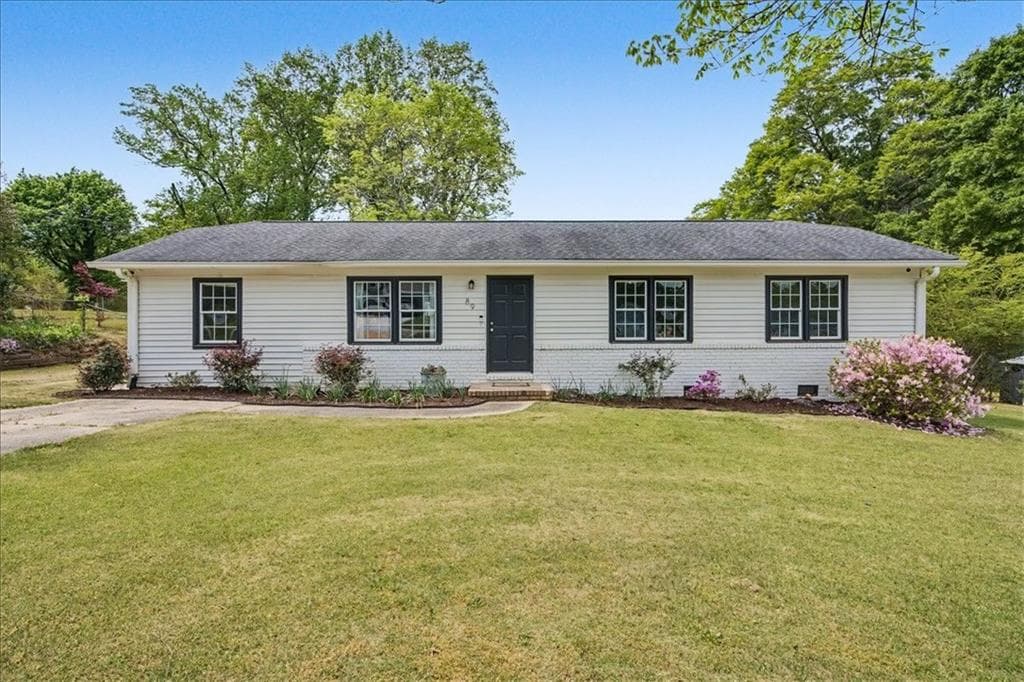 3 bedroom, 2 bathroom, 1,344 sq ft single family residence for sale at 89 Kristie, Powder Springs, GA 30127 — photo 1 of 28