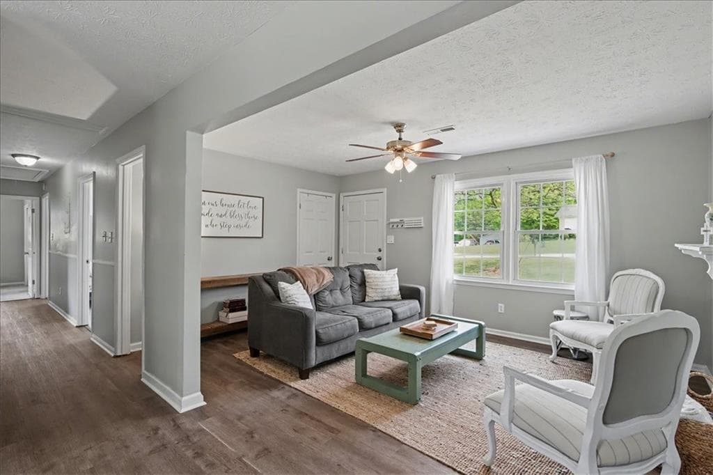 3 bedroom, 2 bathroom, 1,344 sq ft single family residence for sale at 89 Kristie, Powder Springs, GA 30127 — photo 6