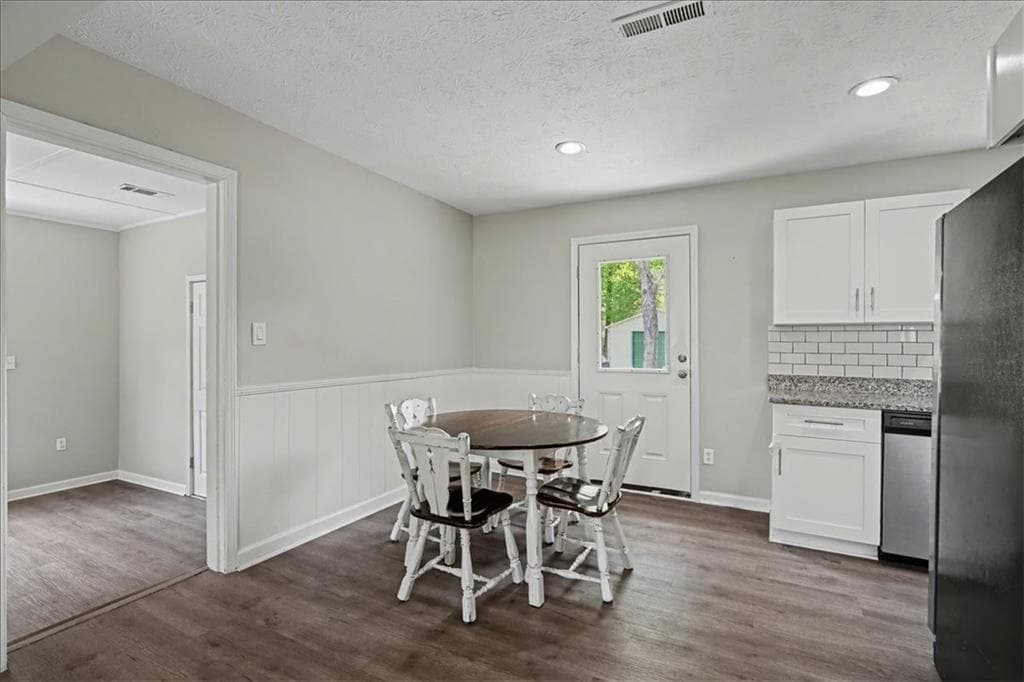 3 bedroom, 2 bathroom, 1,344 sq ft single family residence for sale at 89 Kristie, Powder Springs, GA 30127 — photo 9