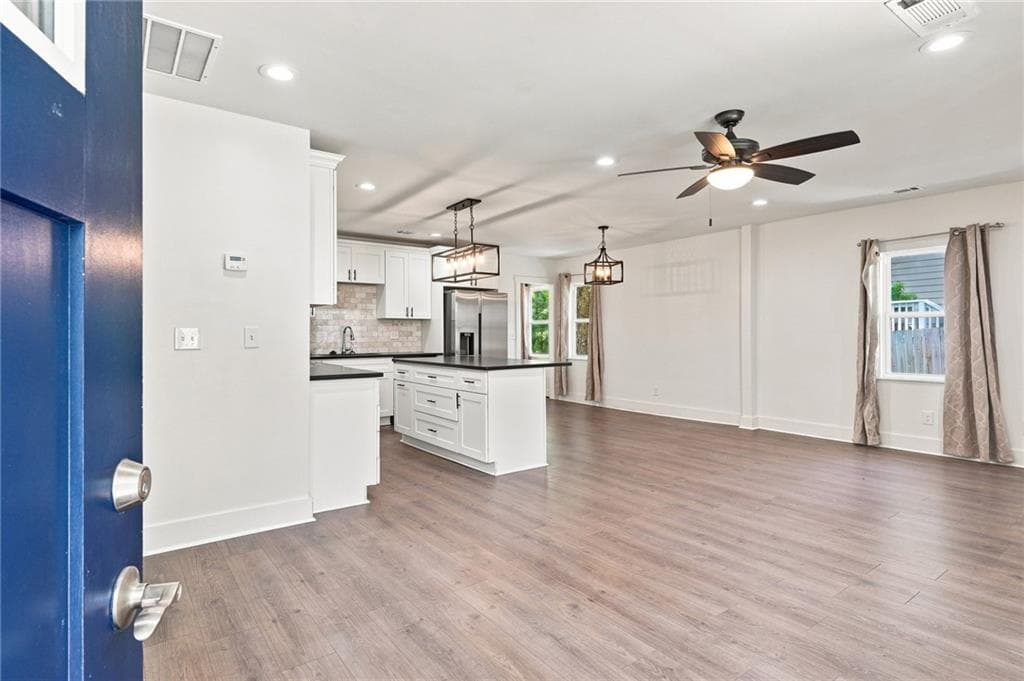 4 bedroom, 3 bathroom, 1,536 sq ft single family residence for sale at 2020 North Avenue, Atlanta, GA 30318 — photo 3