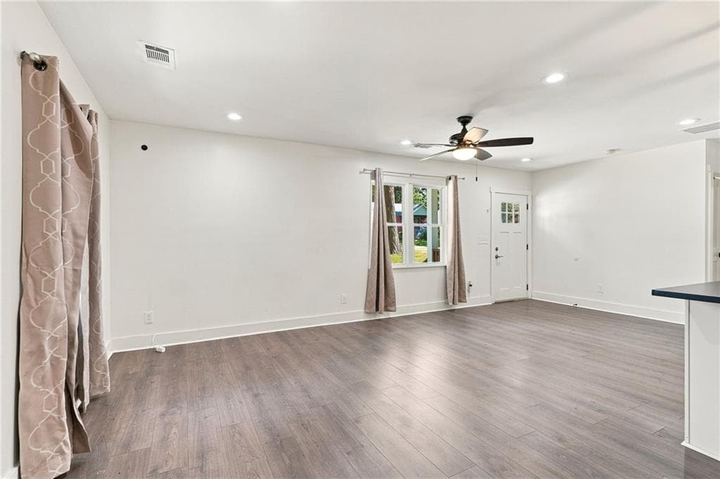 4 bedroom, 3 bathroom, 1,536 sq ft single family residence for sale at 2020 North Avenue, Atlanta, GA 30318 — photo 6