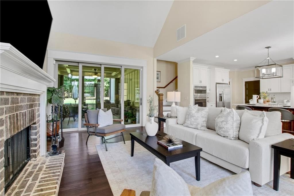 4 bedroom, 4 bathroom, 3,517 sq ft single family residence for sale at 5850 Rogers Road, Cumming, GA 30040 — photo 4