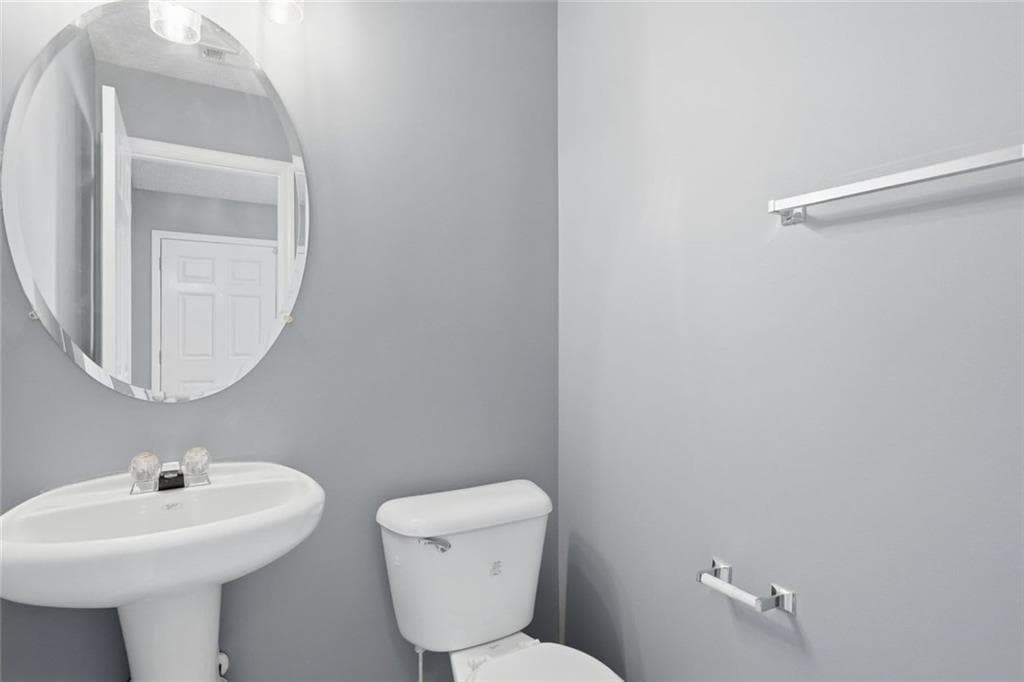 2 bedroom, 2 bathroom, 1,047 sq ft single family residence for sale at 203 Oak Grove Lane, Acworth, GA 30102 — photo 5