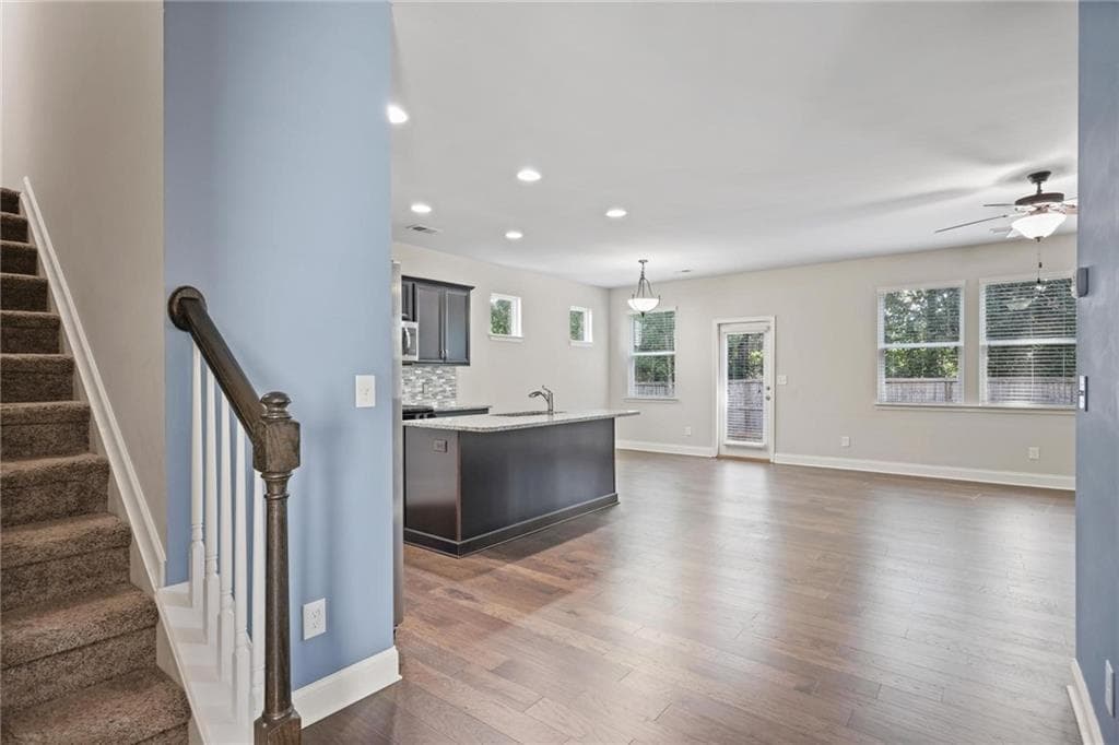 4 bedroom, 4 bathroom, 2,545 sq ft single family residence for sale at 4114 Elsdon Drive, Austell, GA 30106 — photo 5