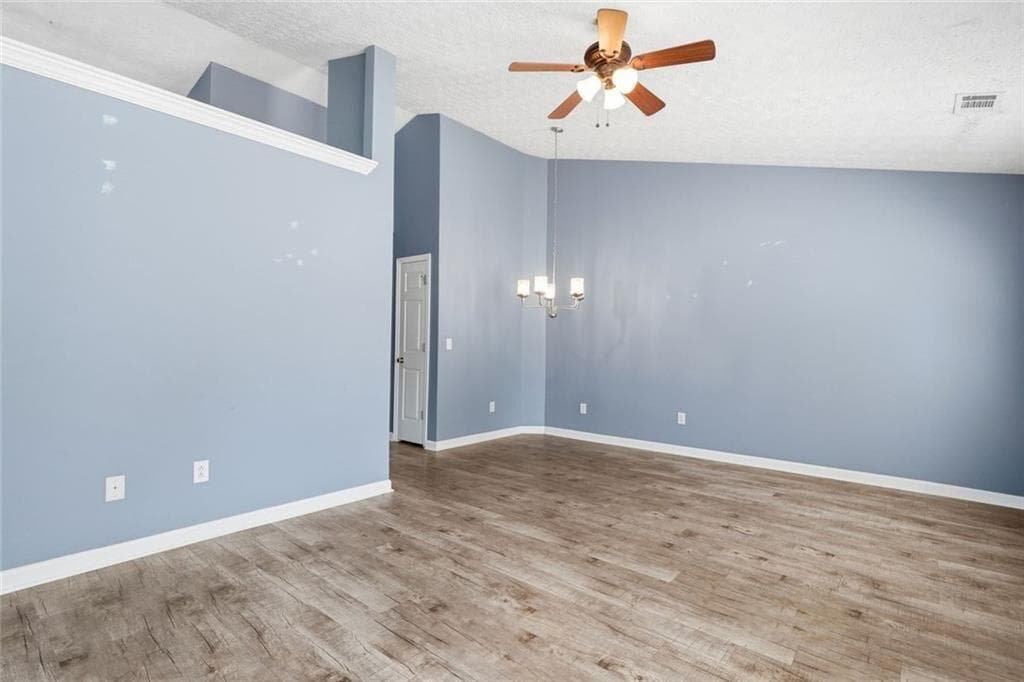 2 bedroom, 2 bathroom, 1,047 sq ft single family residence for sale at 203 Oak Grove Lane, Acworth, GA 30102 — photo 6