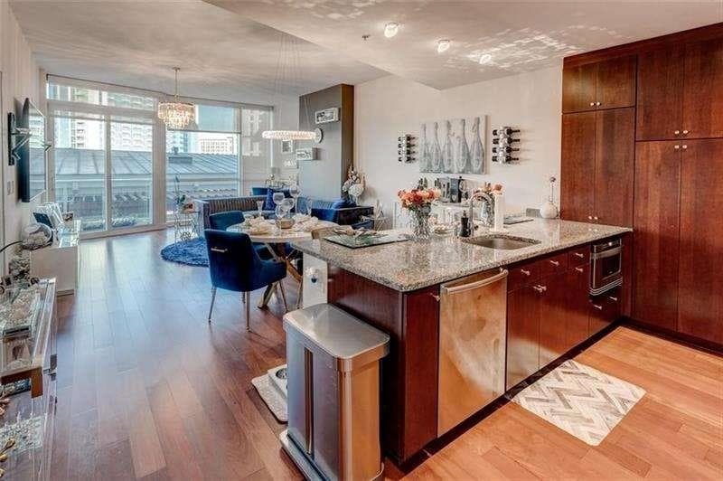 1 bedroom, 1 bathroom, 944 sq ft condominium for sale at 3325 PIEDMONT Road 1509, Atlanta, GA 30305 — photo 7