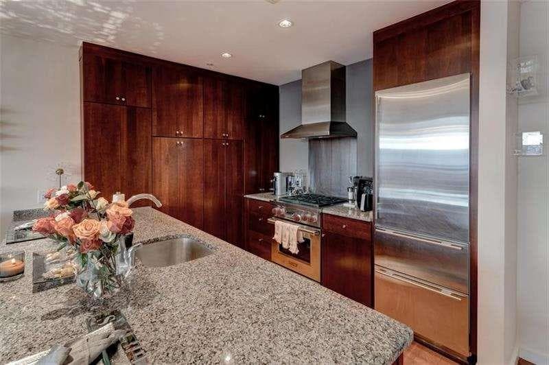 1 bedroom, 1 bathroom, 944 sq ft condominium for sale at 3325 PIEDMONT Road 1509, Atlanta, GA 30305 — photo 8