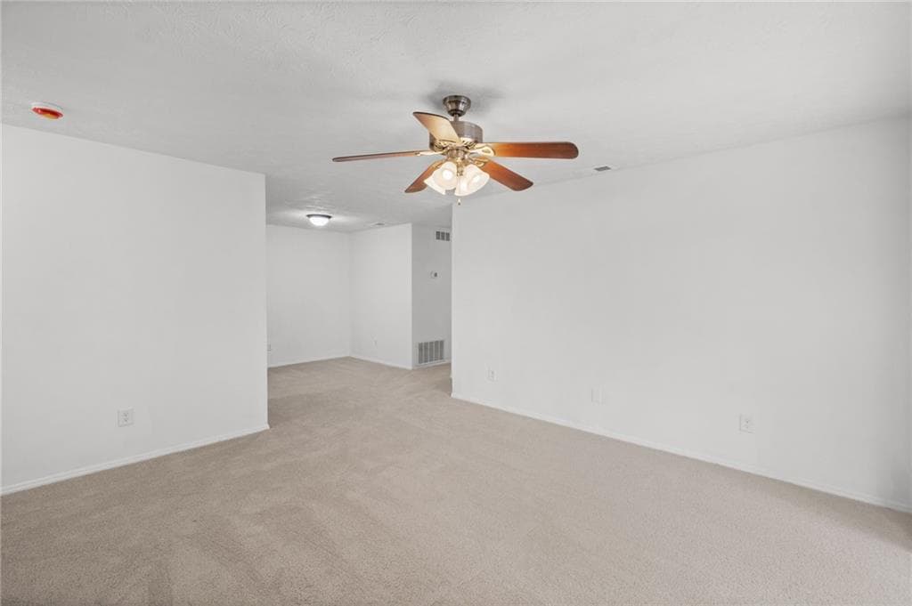 2 bedroom, 1 bathroom, 1,197 sq ft condominium for sale at 209 Augusta Drive, Marietta, GA 30067 — photo 7