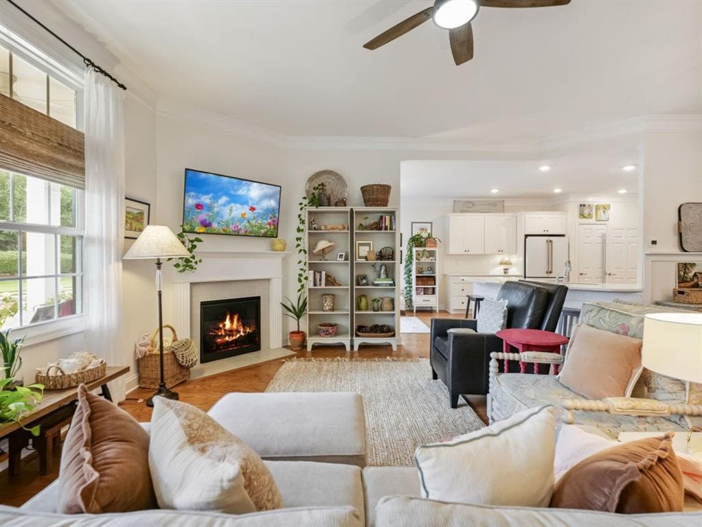 3 bedroom, 3 bathroom, 2,163 sq ft condominium under contract at 3288 Telhurst Way, Buford, GA 30519 — photo 3