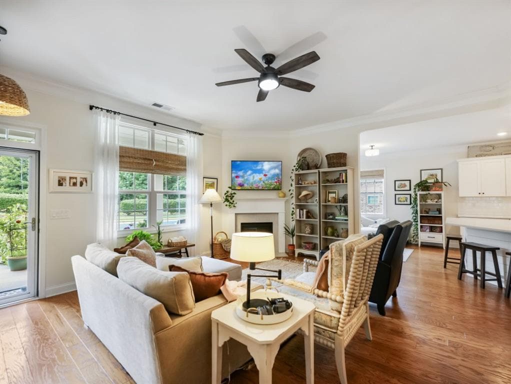 3 bedroom, 3 bathroom, 2,163 sq ft condominium under contract at 3288 Telhurst Way, Buford, GA 30519 — photo 6