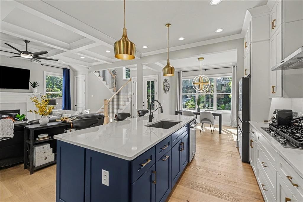 4 bedroom, 4 bathroom, 2,870 sq ft single family residence for sale at 4276 Laurel Brook Drive, Smyrna, GA 30082 — photo 3