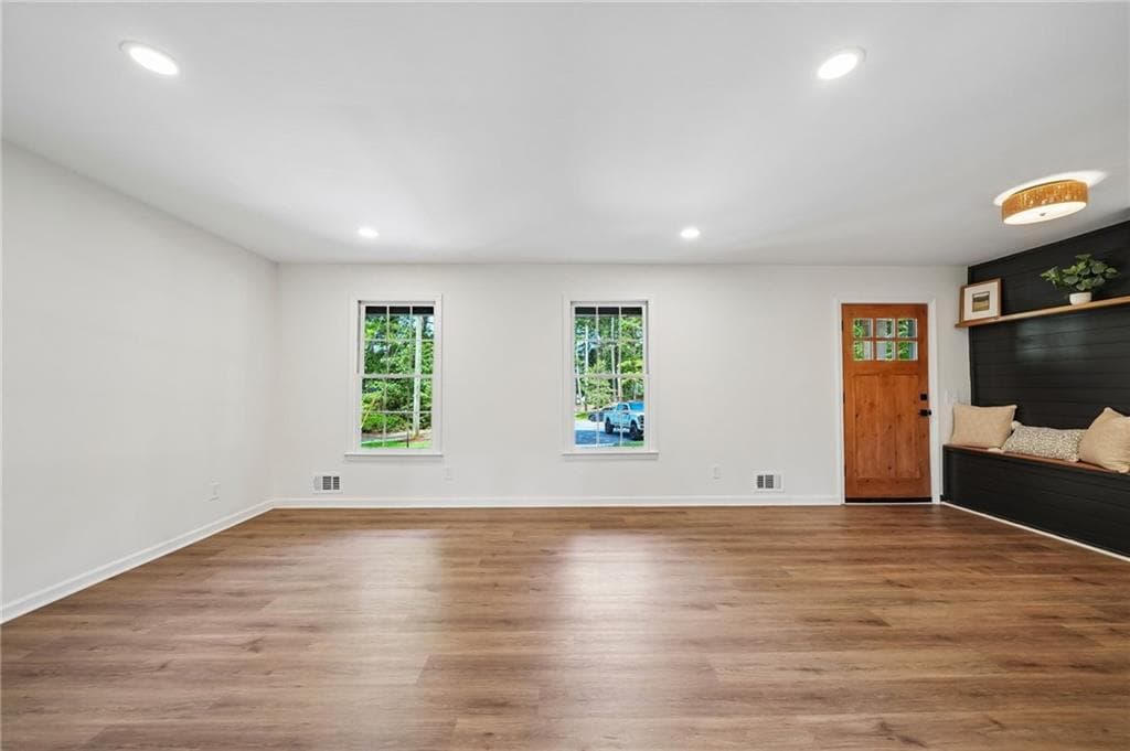 4 bedroom, 3 bathroom, 2,214 sq ft single family residence for sale at 512 Wood Forest Court, Marietta, GA 30066 — photo 9