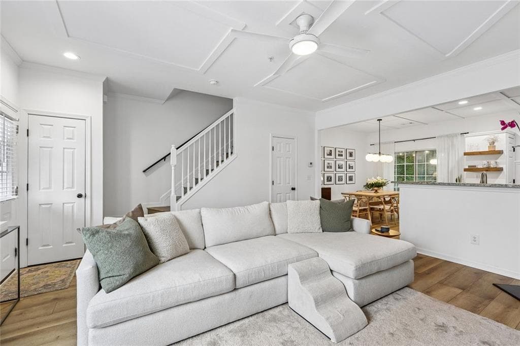 2 bedroom, 3 bathroom, 1,218 sq ft townhouse under contract at 1555 Kilmington Court, Alpharetta, GA 30009 — photo 4