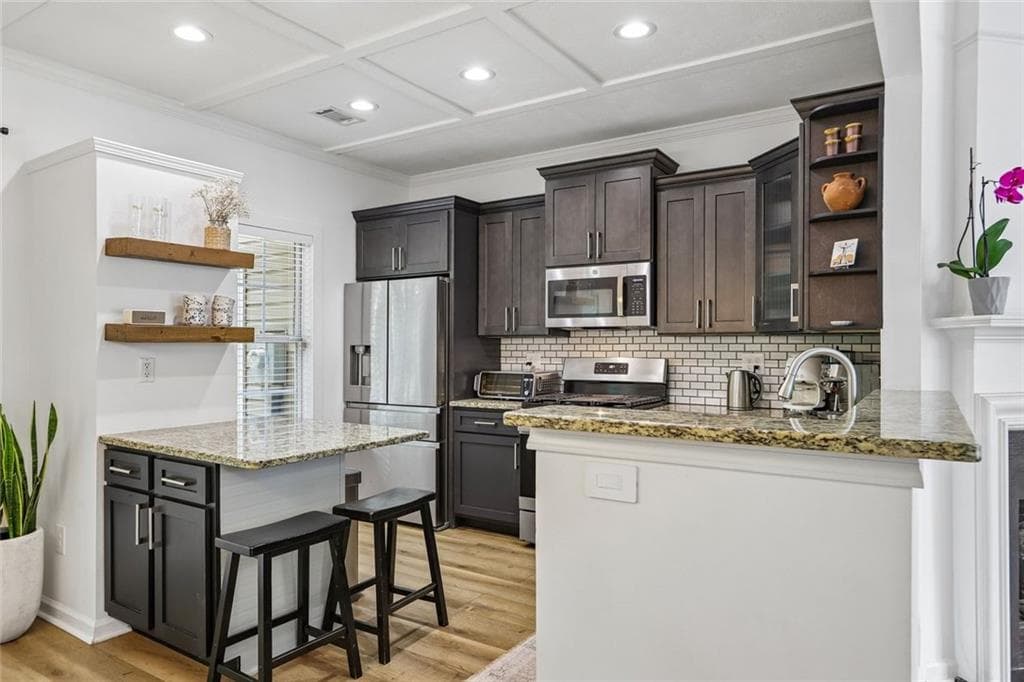 2 bedroom, 3 bathroom, 1,218 sq ft townhouse under contract at 1555 Kilmington Court, Alpharetta, GA 30009 — photo 7