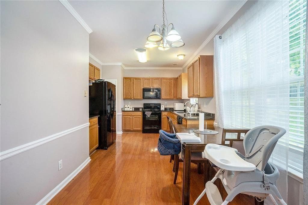 4 bedroom, 3 bathroom, 2,217 sq ft single family residence for sale at 2289 Pate Brook Road, Snellville, GA 30078 — photo 6